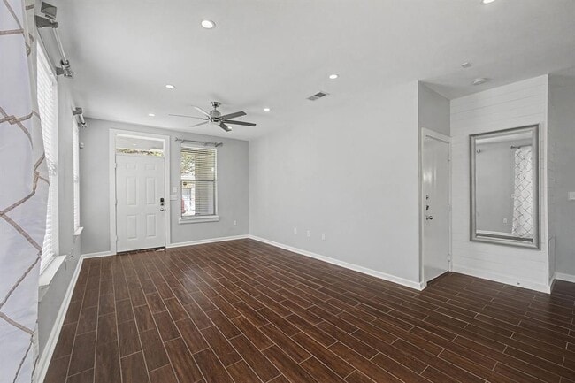 Building Photo - 1201 Grove Blvd