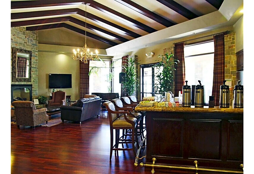 clubhouse - 900 S Meadows Pky