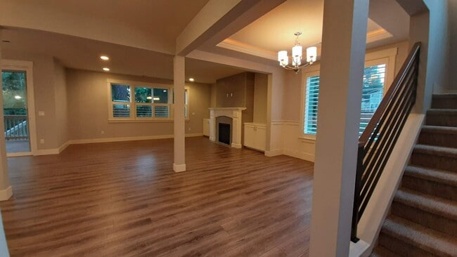 Building Photo - Magnificent Gig Harbor 4 Bed Home For Rent