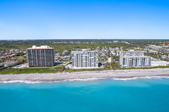 Building Photo - 840 Ocean Dr