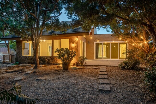 Building Photo - 7415 Caminito Rialto