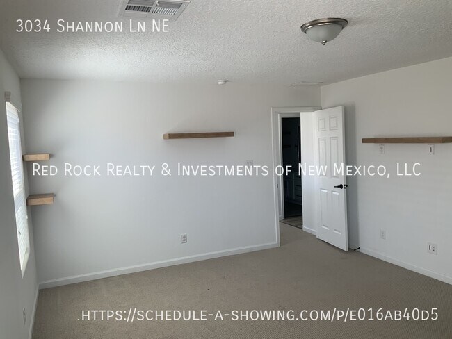 Building Photo - 3034 Shannon Ln NE