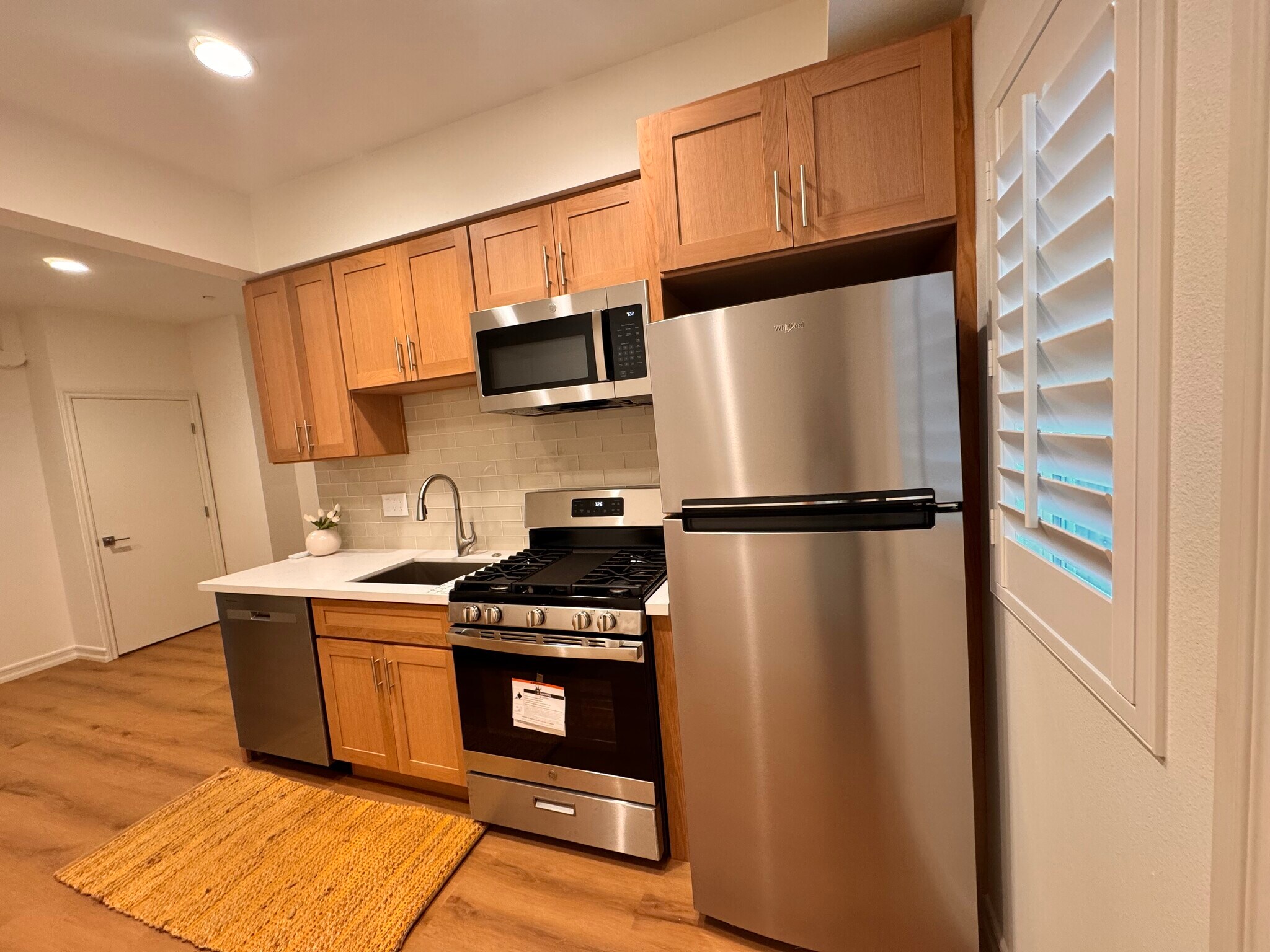 Building Photo - 41 Via Cancion