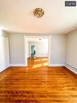 Building Photo - 19 Maple Tree Ln