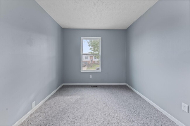 Building Photo - 2524 Aly Sheba Dr