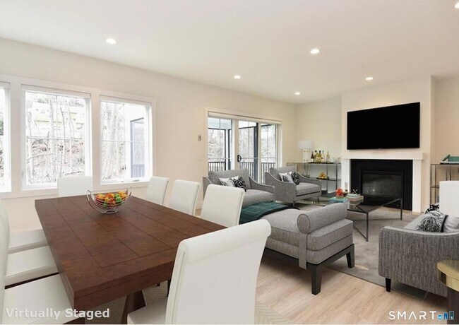 Building Photo - 125 Richards Ave