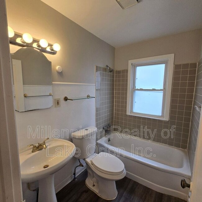 Building Photo - 353 South Blvd W