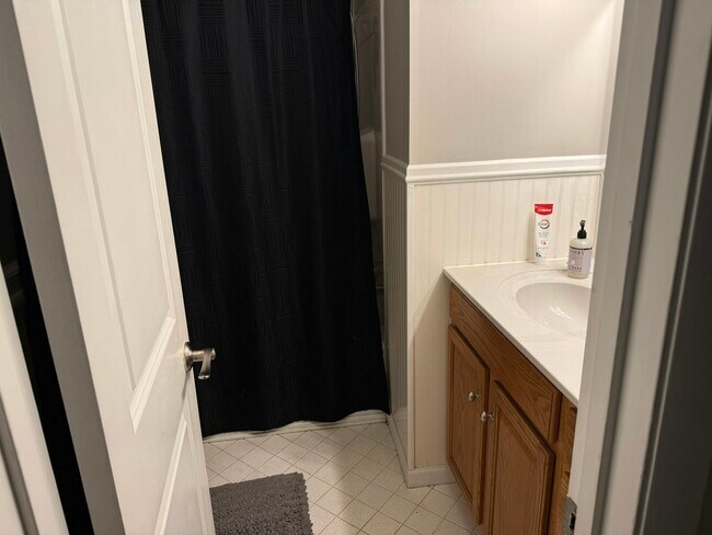 Building Photo - 5515 Country Dr