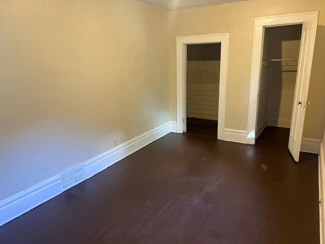 Building Photo - Bright, Spacious & Central — Minutes to Markets & Parks