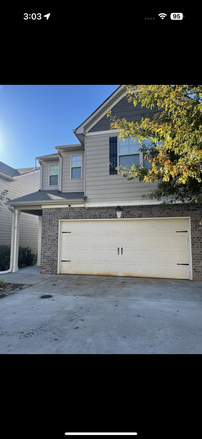 Building Photo - 5881 San Gabriel Ln