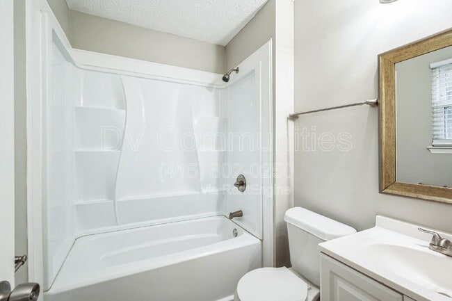 Building Photo - 9173 Raven Dr