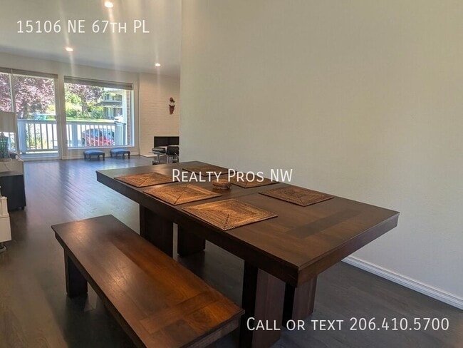 Building Photo - 15106 NE 67th Pl
