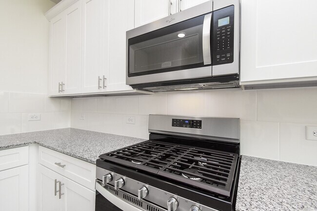 Building Photo - 23923 Escardilla Dr