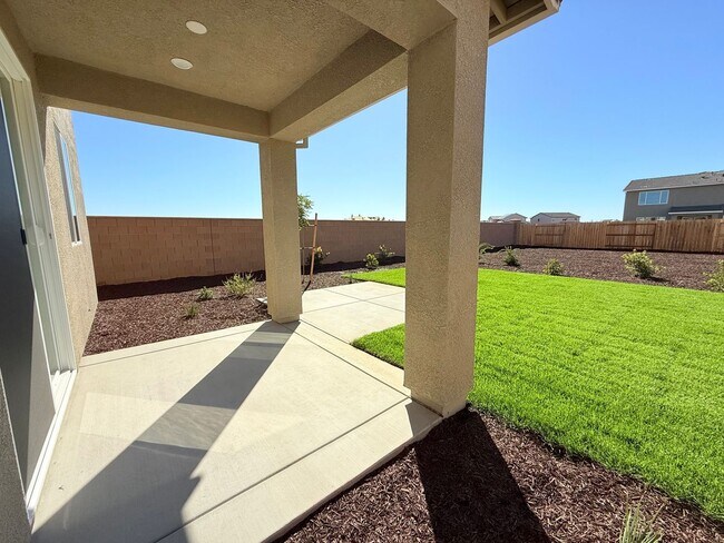 Building Photo - 10370 Bayson Wy