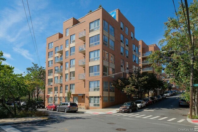 Building Photo - 3585 Greystone Ave