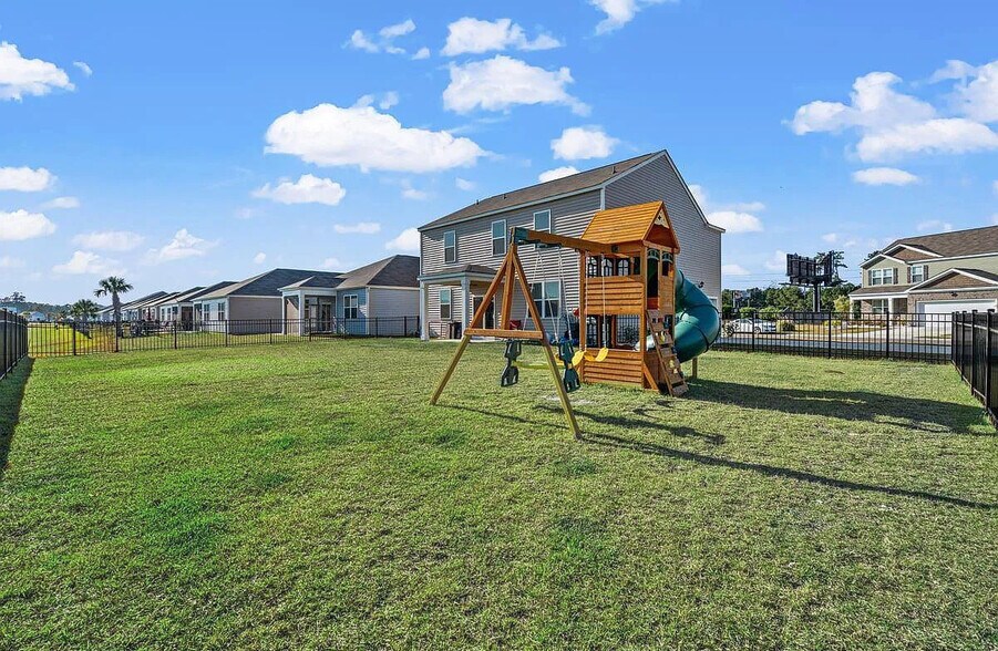 Building Photo - 2807 Ophelia Way
