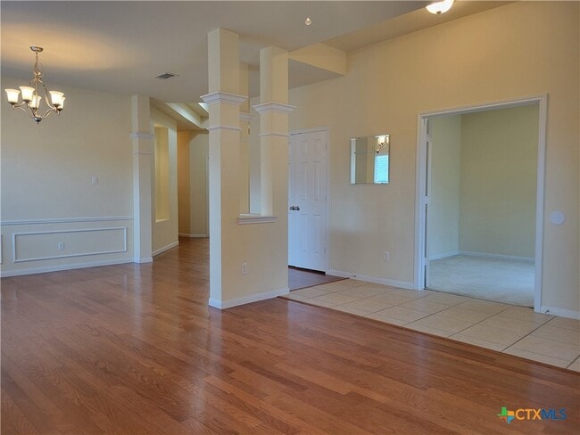 Building Photo - 314 Crowfoot Dr