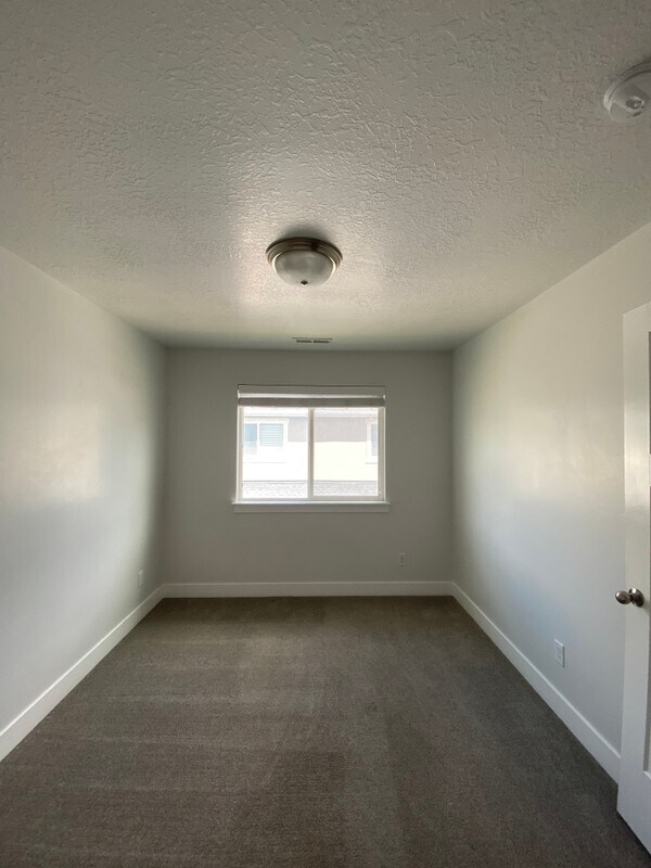 Building Photo - 52 N 2200 W