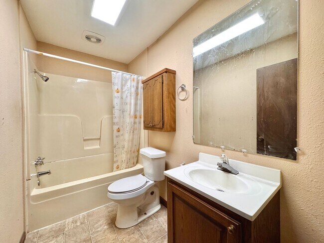 Building Photo - Modern & Spacious • Newly Remodeled • 2 Be...