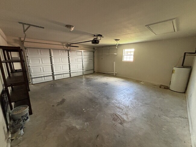 Building Photo - FOR RENT in Dothan , AL!!