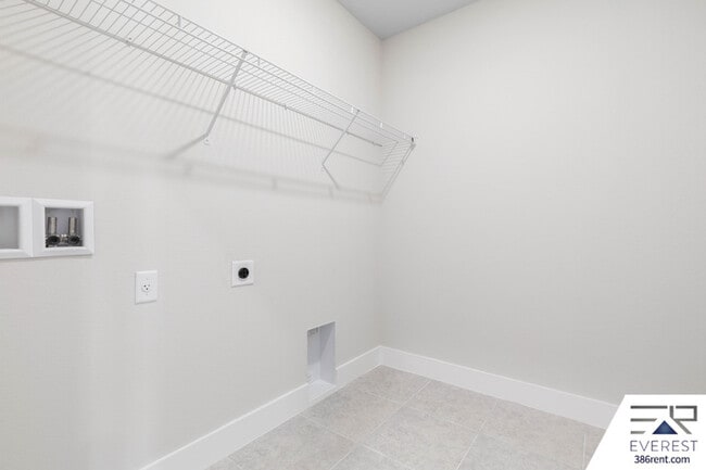 Building Photo - 34 Burnell Dr