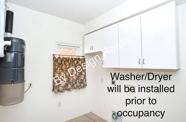 Building Photo - One-of-a-Kind Midtown 3 Bed 2.5 Bath Home | 2,040 SQ FT of Custom Craftsmanship