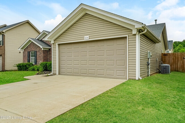 Building Photo - 9216 River Trail Dr