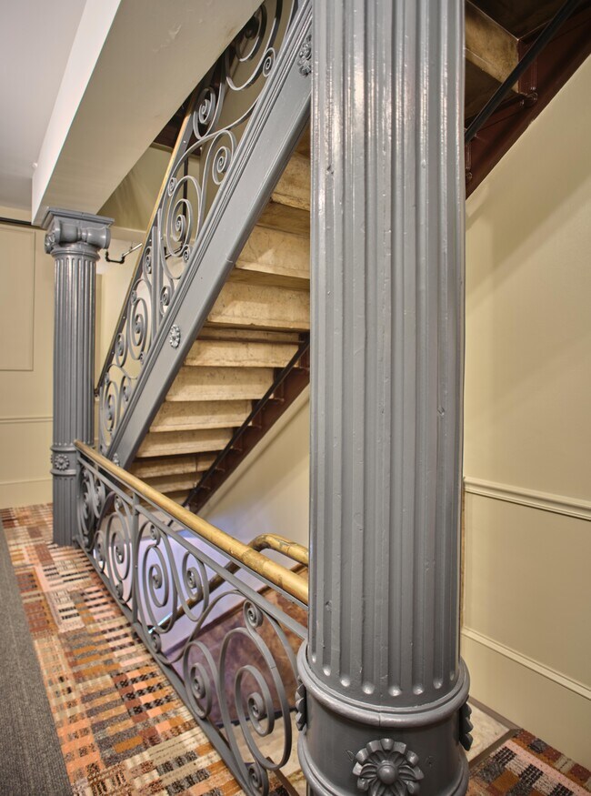 Common Hallway - 121 E Water St