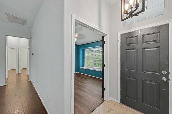 Building Photo - 7023 Durango Creek Dr