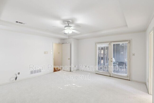 Building Photo - 6505 Copper Creek Dr