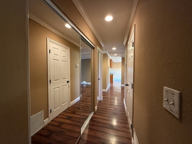 Building Photo - 91 Decathlon Cir