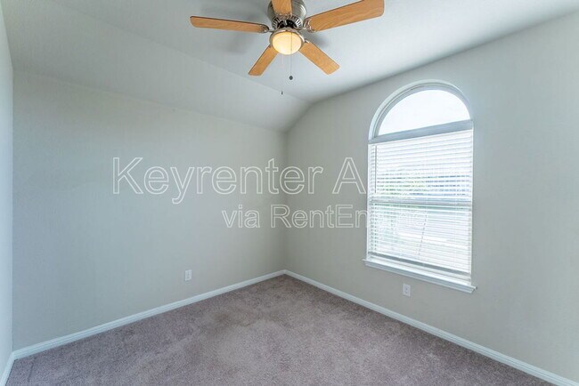 Building Photo - 113 Caney Cv