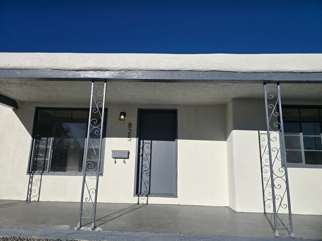 Building Photo - Centrally located in the NE Heights 4 bedroom, 1 3/4 Bath 1900 square feet.