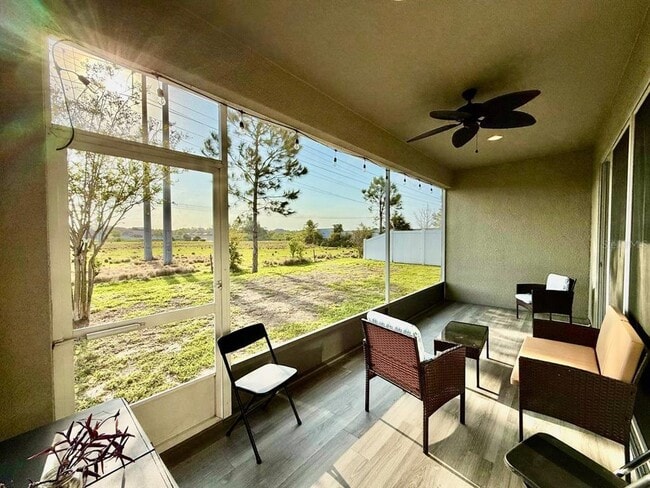 Building Photo - 7832 Red Hickory Pl