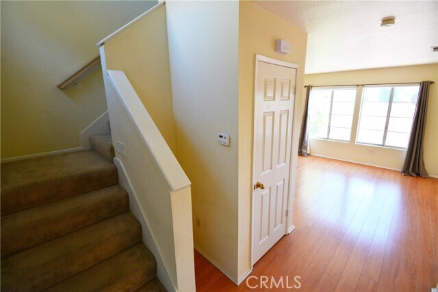 Building Photo - 7386 Greenhaven Ave