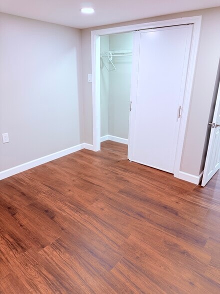 Building Photo - 692 Day Ave