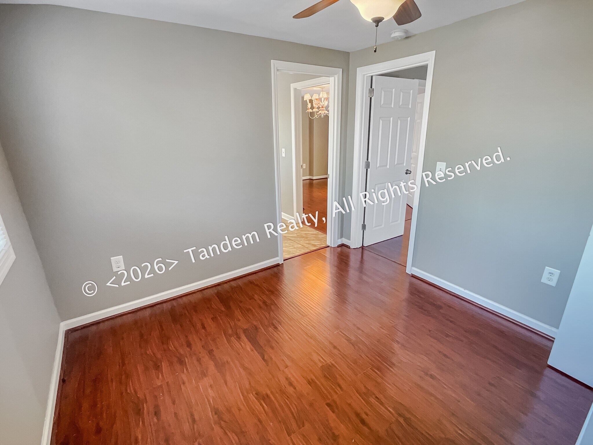 Building Photo - 2228 Ashwood Ave