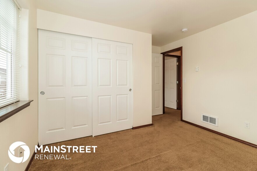 Building Photo - 4740 147th Pl NE