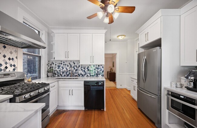 Building Photo - 1224 Sherman Ave