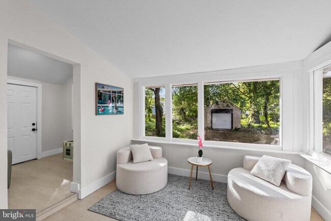 Building Photo - 4 E Haddon Ave