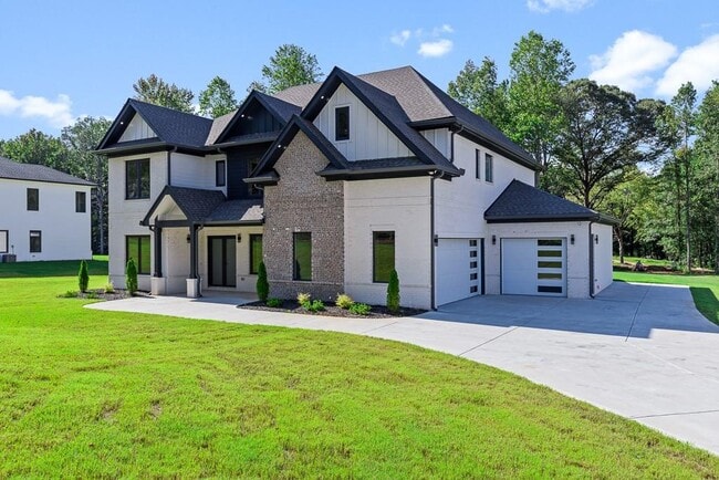 Building Photo - 2336 GA-124