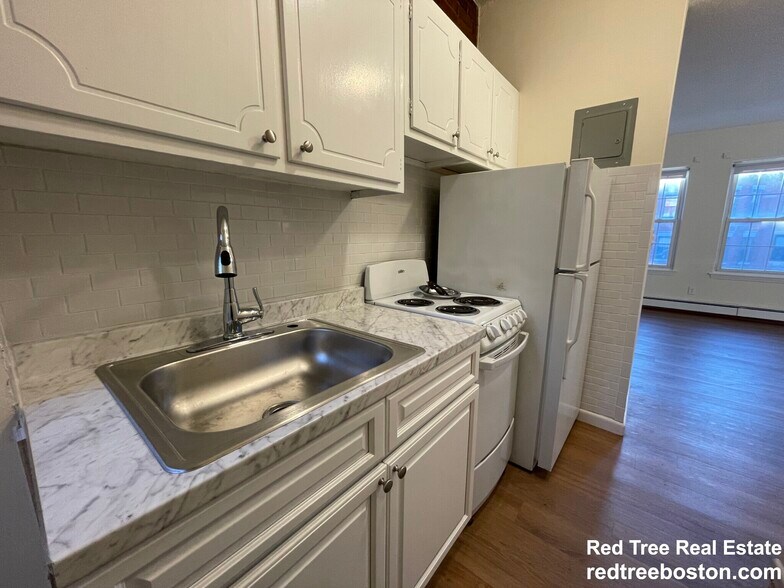 Building Photo - 78 S Huntington Ave