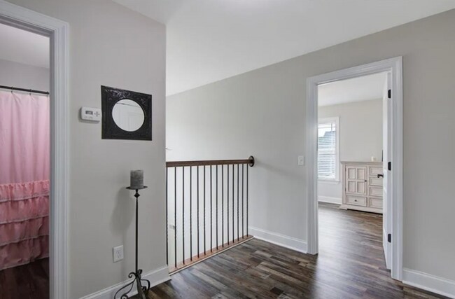 Building Photo - 232 Streams Way