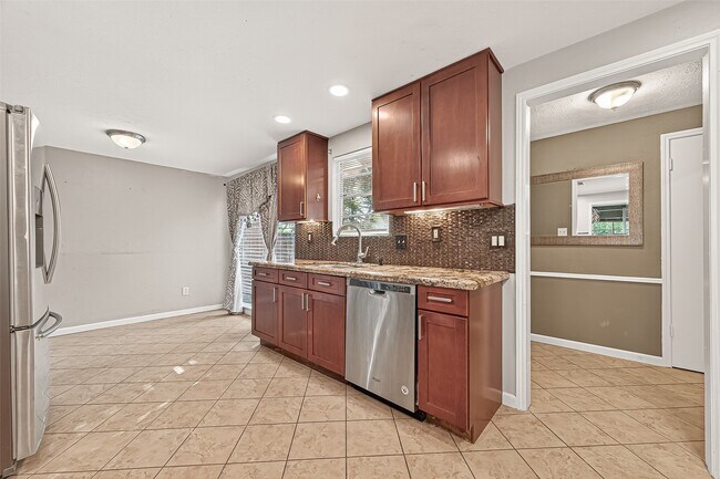 Building Photo - 13702 Ella Lee Ln