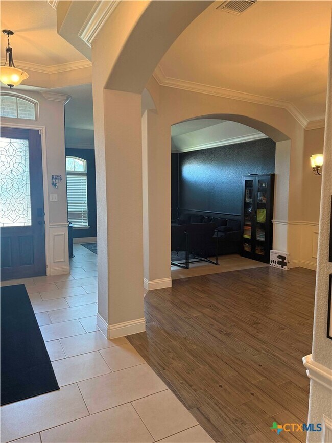 Building Photo - 6213 Morganite Ln