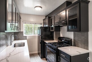 Interior Photo - 2419 S Ridgeley Dr