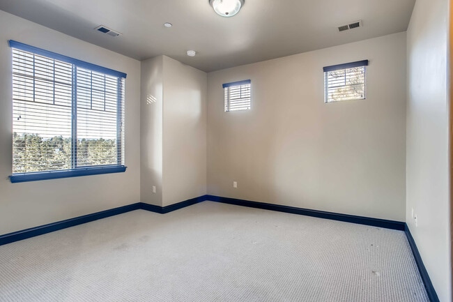 Building Photo - 1696 Ave Del Sol