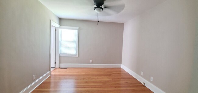 Building Photo - Haymount Charm Home