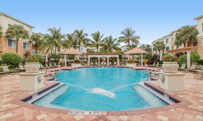 Building Photo - 1108 Myrtlewood Cir E