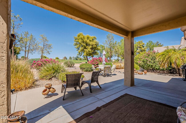 Building Photo - 18048 W Fairway Dr